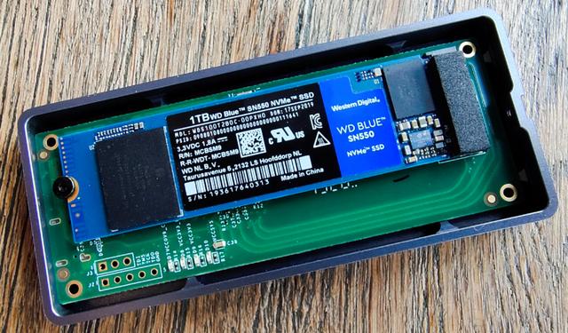西数Blue SSD SN520:小步跑出大跨越