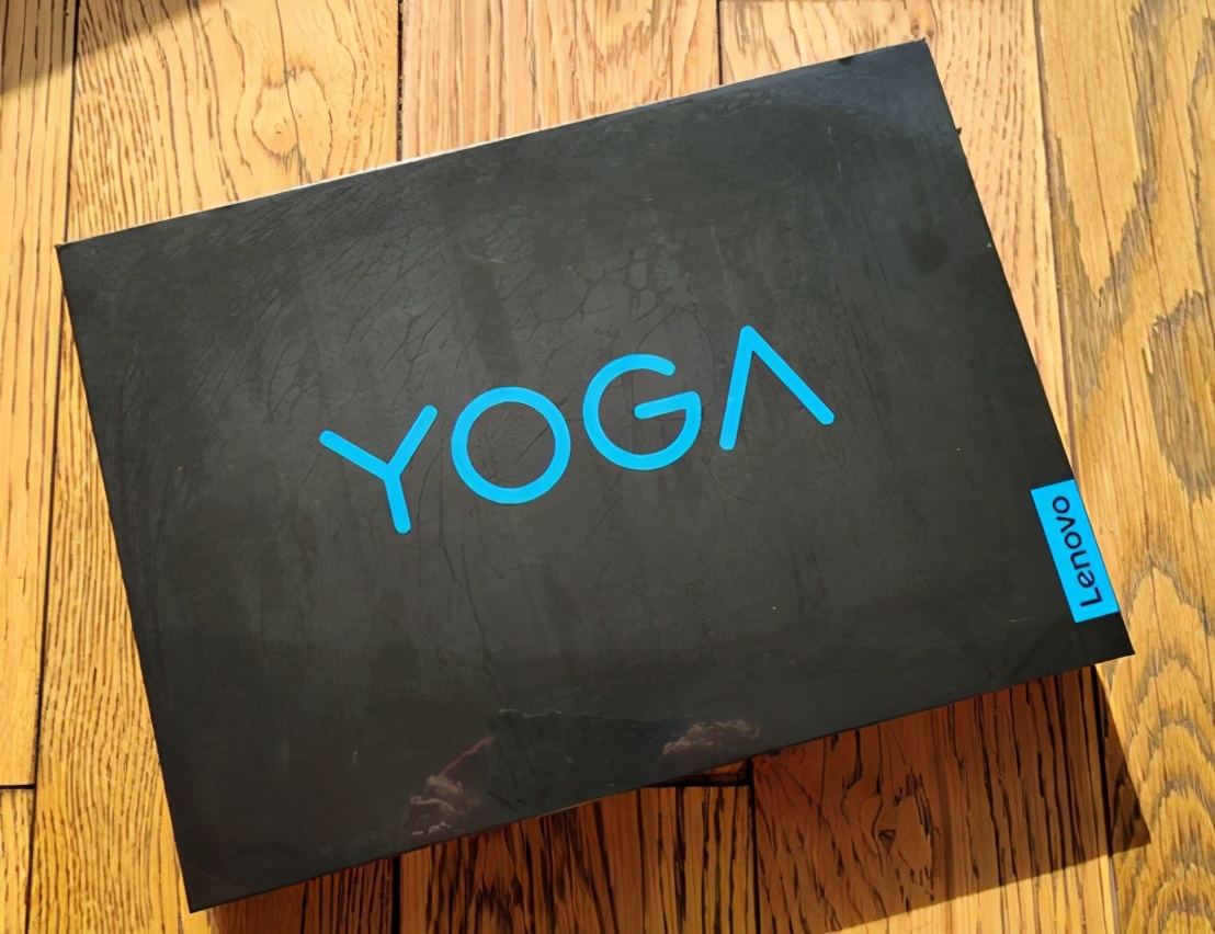 联想Yoga 14s开箱 更轻薄的Evo时代开启
