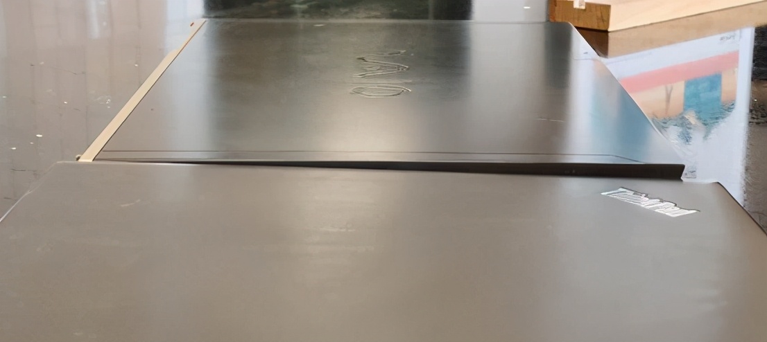 当年王者今何在?轻薄身形已被超