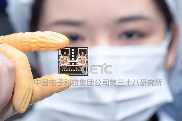 超大容量无线通讯的曙光:国产77GHz毫米波芯片全球首发