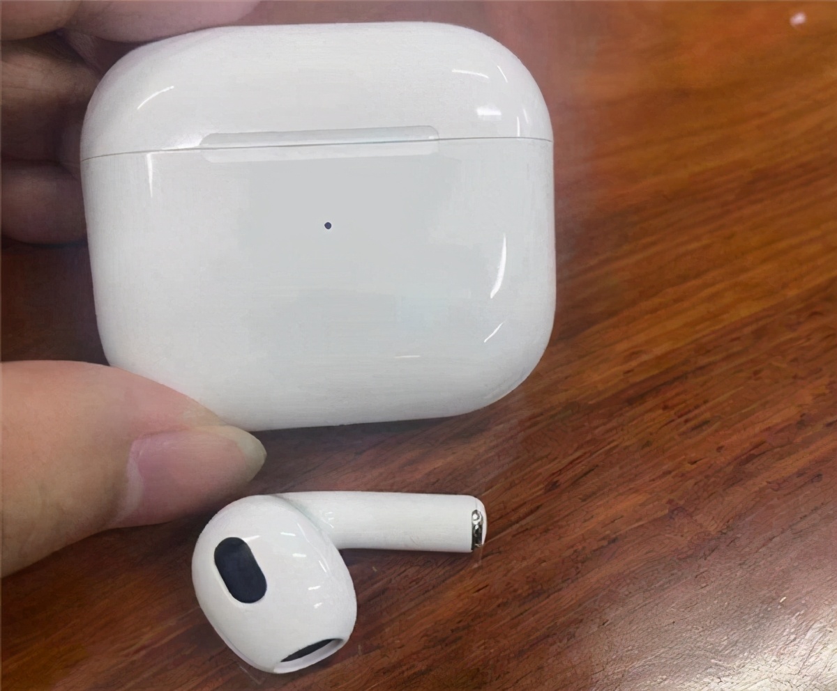 AirPods 3最快本月内上架:佩戴舒适+音效更人性