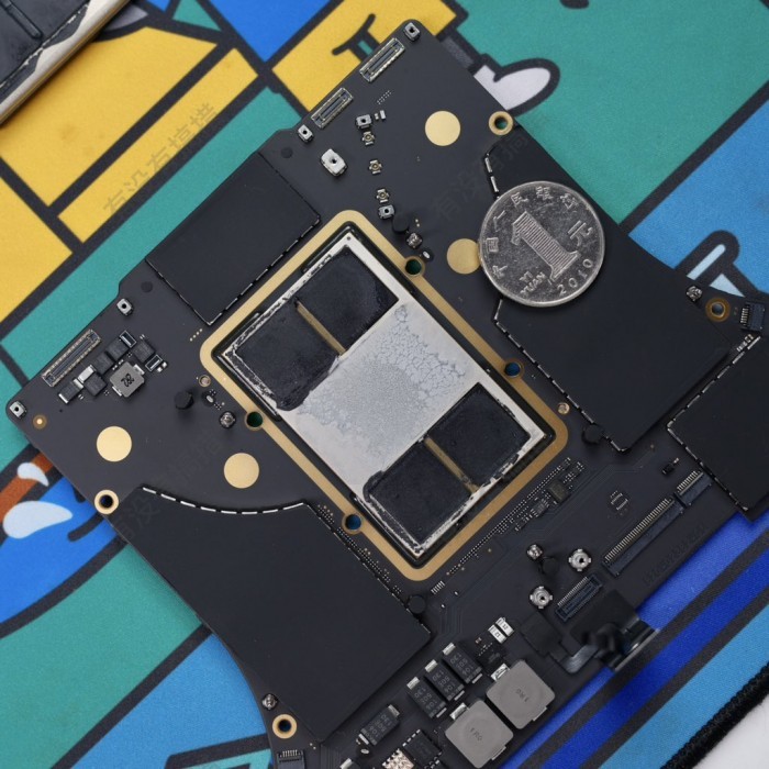 M1 Max MacBook Pro配双风扇单热管,性能究竟几何?