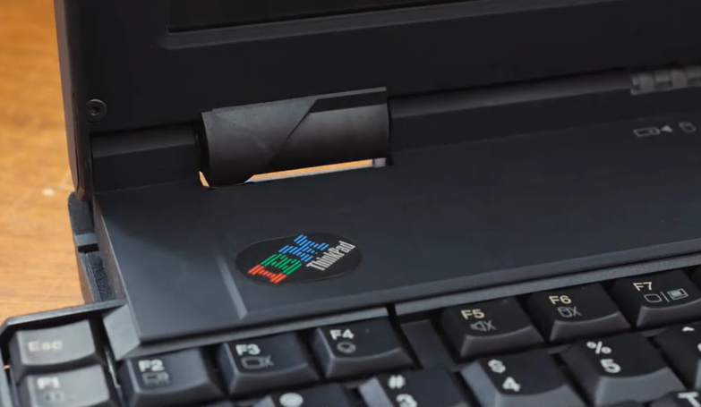 又见ThinkPad蝴蝶机设计?这次是MacBook Pro