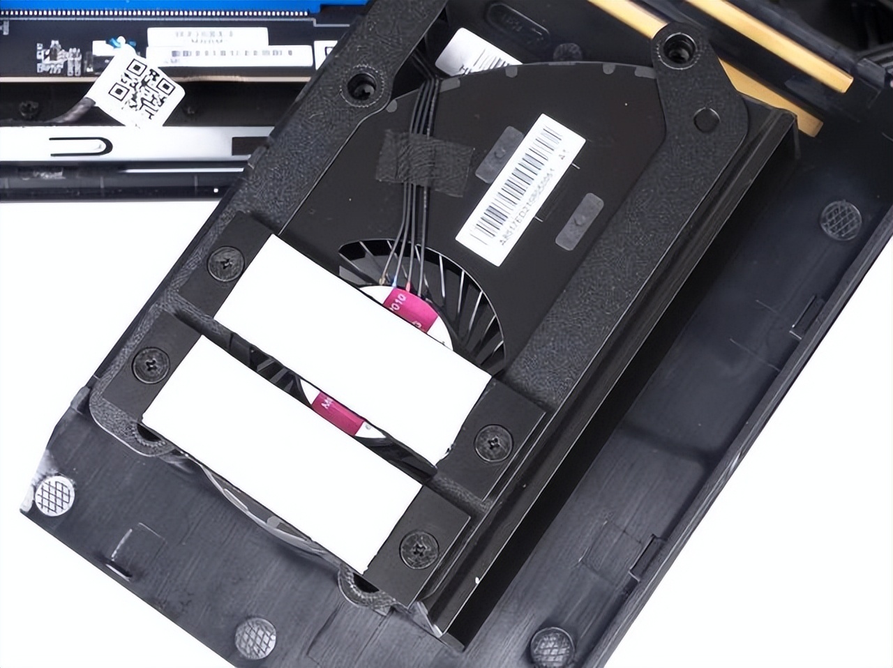 从野兽到飞龙:Intel NUC Extreme强悍11+1